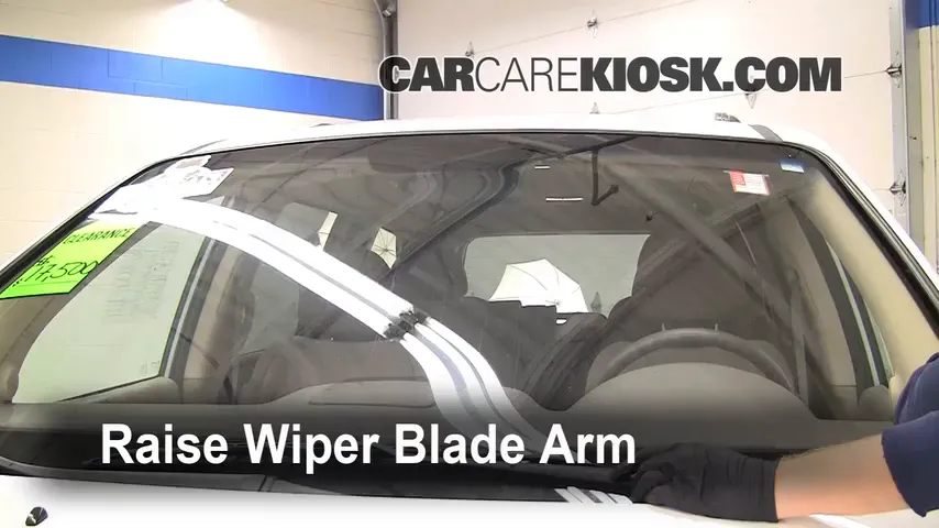 2010 Kia Sedona LX 3.8L V6 Windshield Wiper Blade (Front)